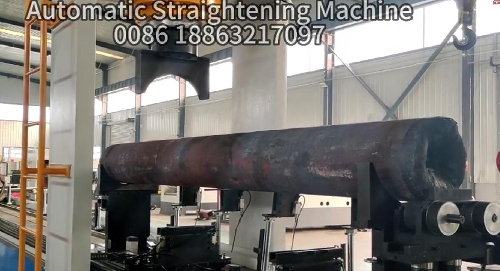 automatic pipe straightening machine